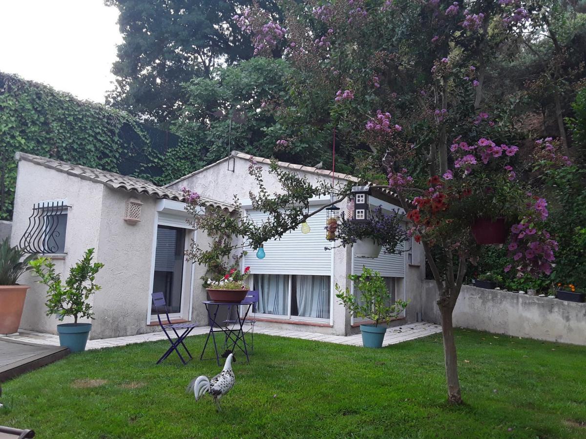 Dans Un Jardin Bb Et Jacuzzi Bed & Breakfast Mandelieu La Napoule Bagian luar foto