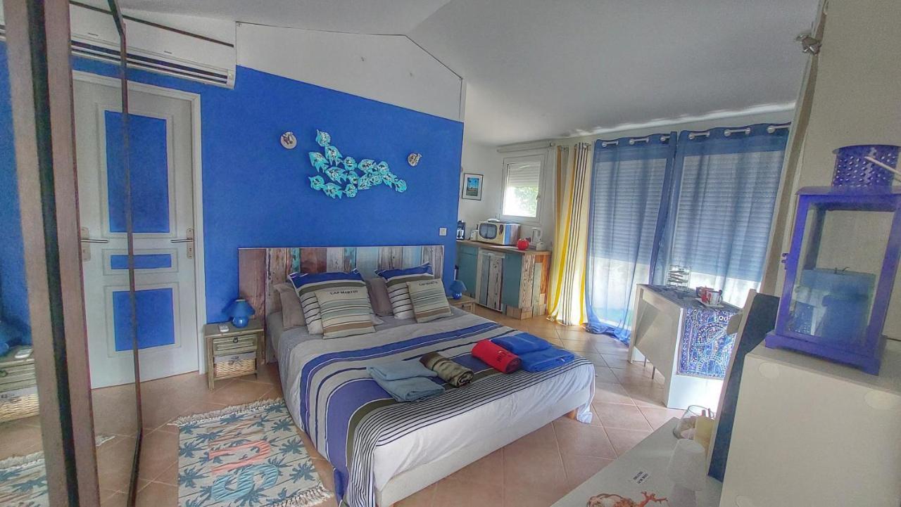 Dans Un Jardin Bb Et Jacuzzi Bed & Breakfast Mandelieu La Napoule Bagian luar foto