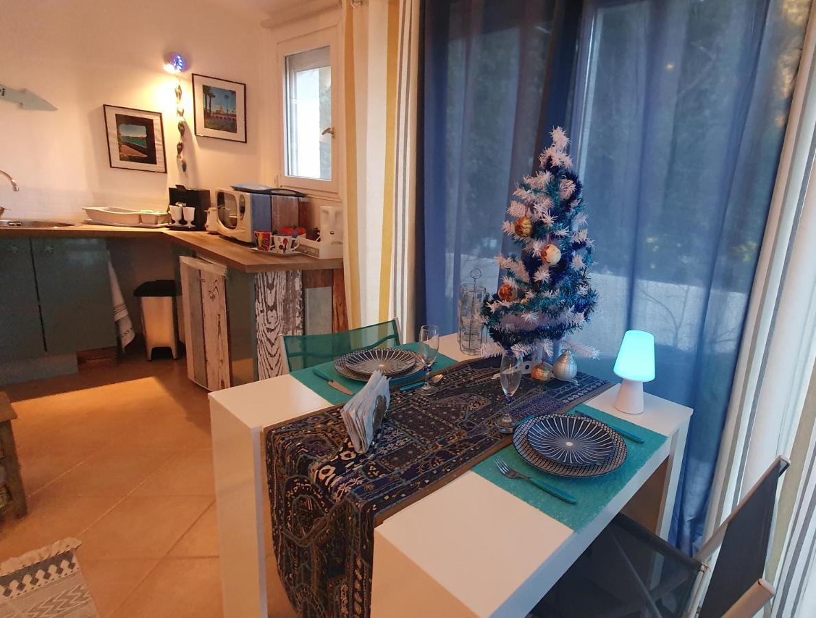 Dans Un Jardin Bb Et Jacuzzi Bed & Breakfast Mandelieu La Napoule Bagian luar foto